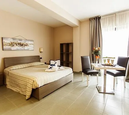 Hotell Fontana Olente 3*